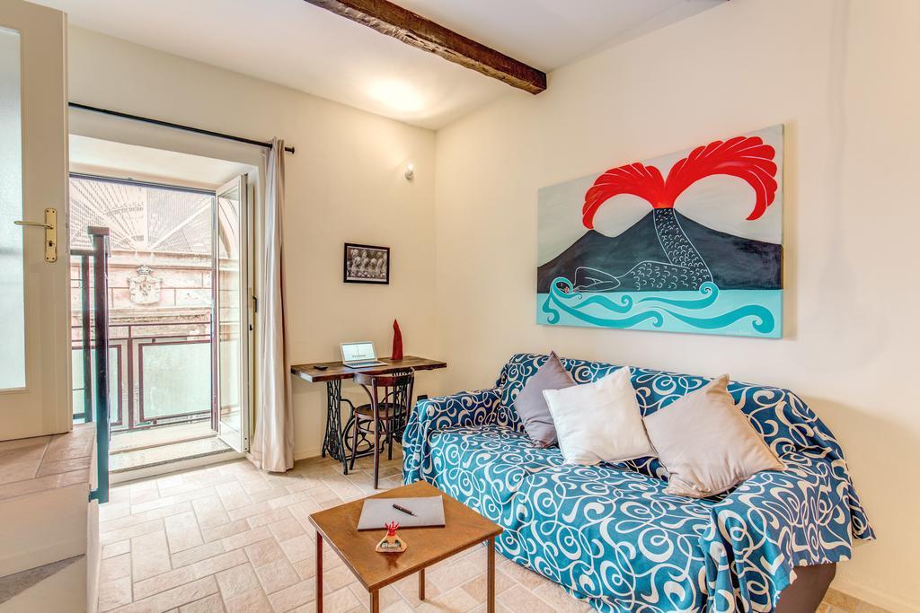 Vico Street 2 Villa Наполи Стая снимка